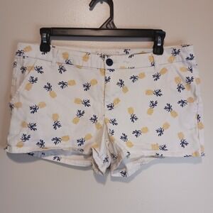 Bebop Womens White Pineapple Print Chino Shorts Low Rise Size 11 Summer Tropical